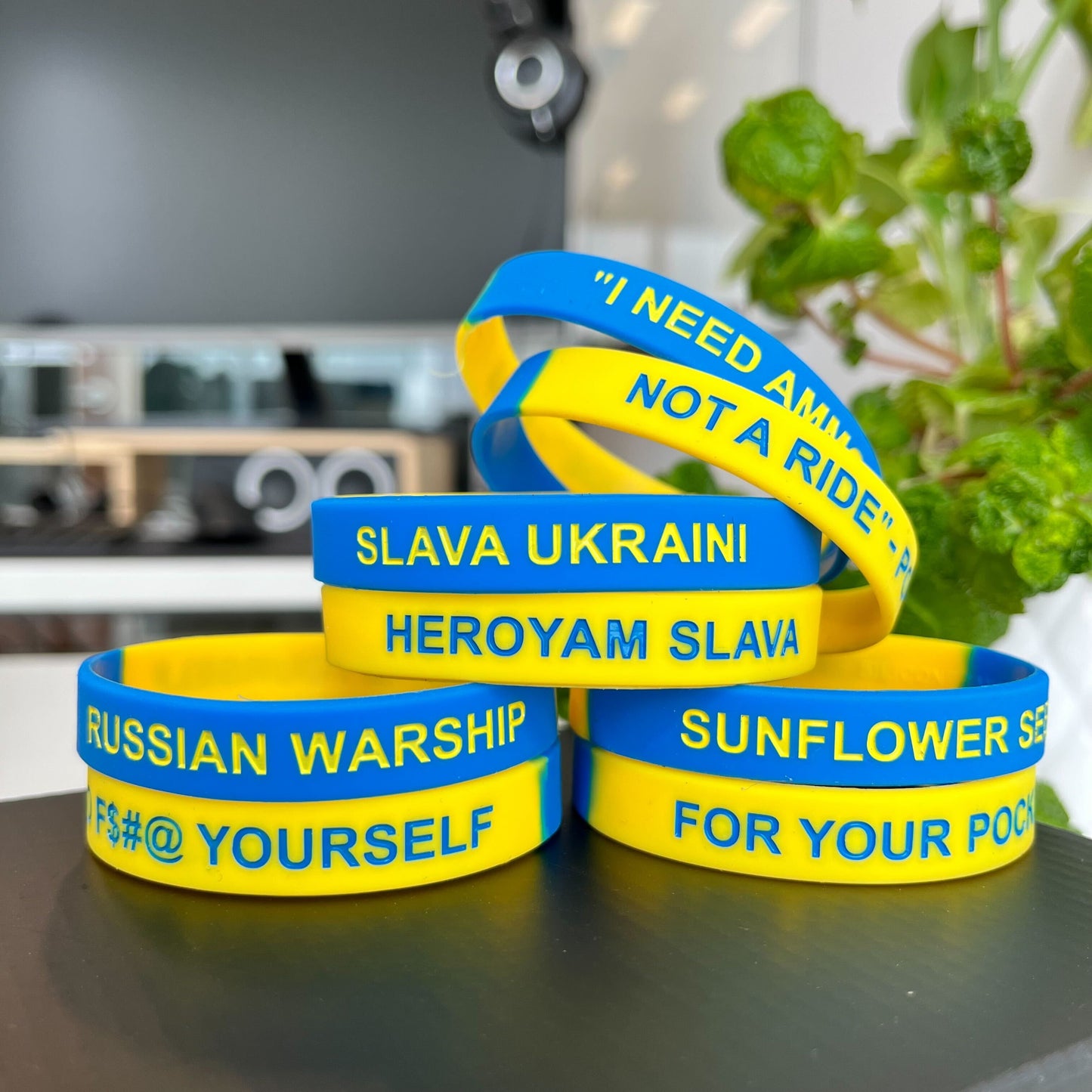 MBHelpsUkraine.ca Bracelet